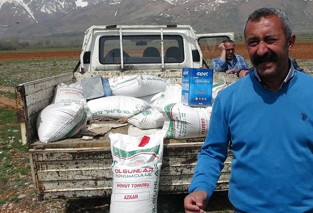 1. Sur önlerinde, kendi bahçelerinde tarım ile uğraşan insanların topraklarını elinden almak yerine bizzat onlara destek olunurdu.
