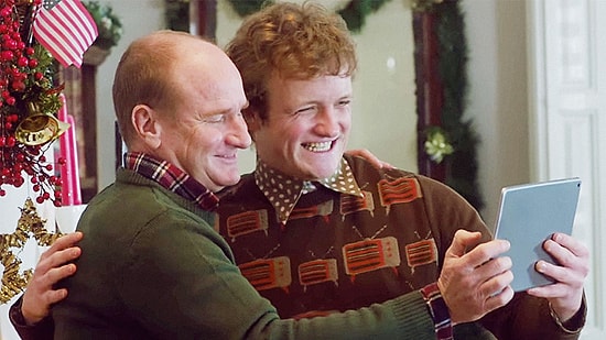 Новогодняя реклама сайта для взрослых PORNHUB