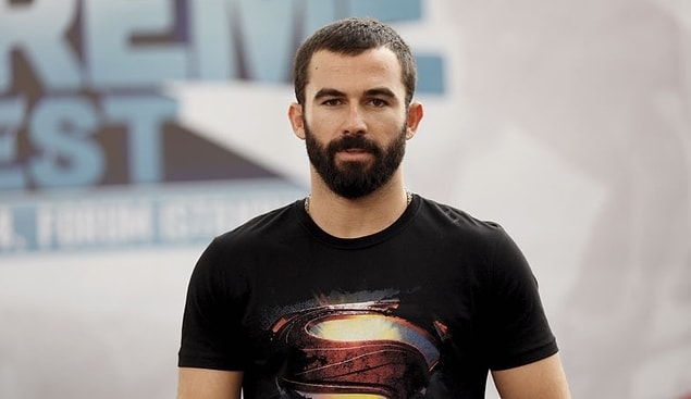 22. Survivor All Star yarışmasının galibi Turabi Çamkıran oldu.