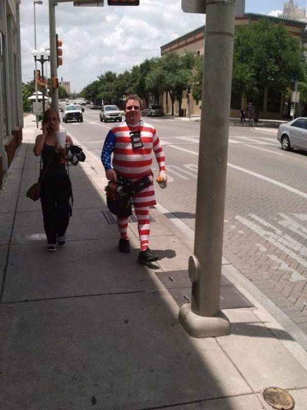 8. Боже, благослови Америку!