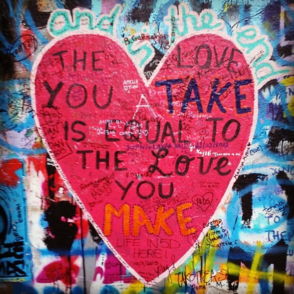 Ты получаешь ровно столько любви, сколько отдаешь.