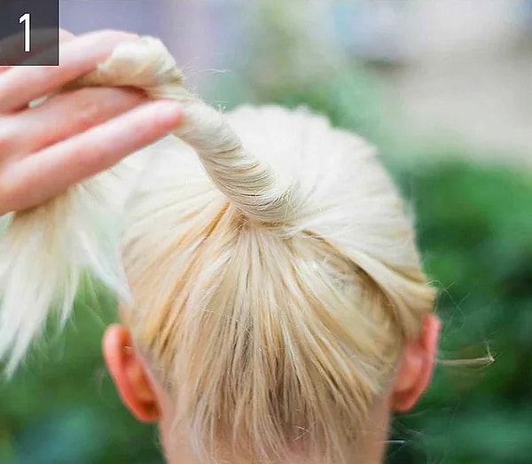 Сегодня в моде простота. Скажем нет неестественным прическам!