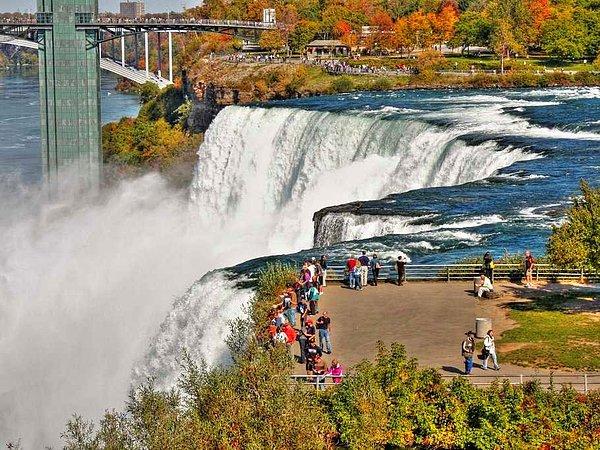 10. "Niagara Şelalesi çok güzel deniyor ama benim tecrübeme göre oldukça normal bir şelaleydi."