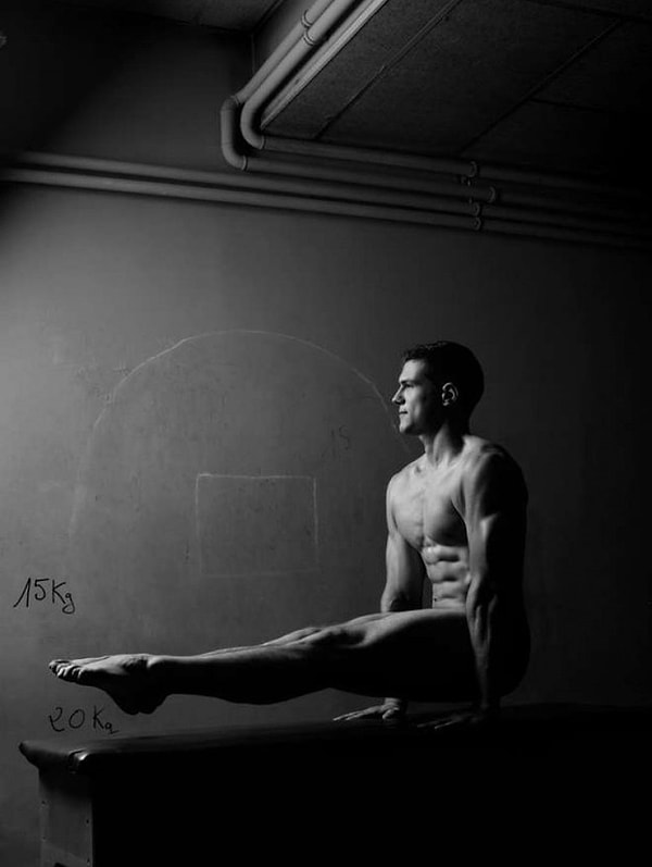 На тренировке…