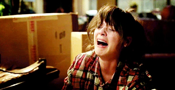 17. И просыпаешься из-за будильника, чувствуя себя так, как будто ты спал только три минуты. Проснись и пой, мой полуночный друг! Дела не ждут!