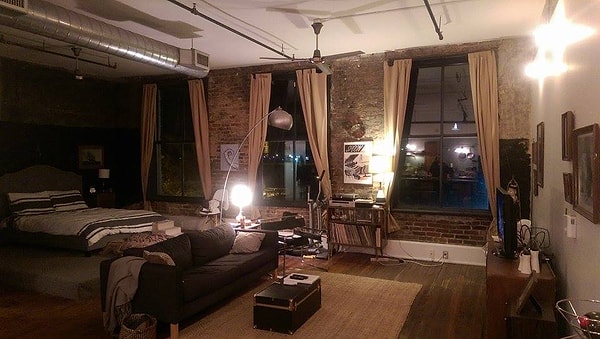 19. И спальня и гостиная в одной комнате. Такое место сложно будет покинуть!