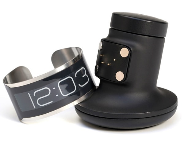 11. CST-01 – самые тонкие в мире часы