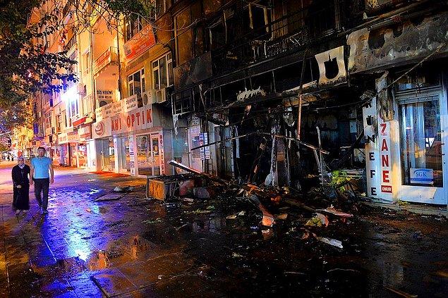 27. 8-9 Eylül - HDP Binaları ve Kürt Kökenli Vatandaşlara Ait İş Yerleri Ateşe Verildi