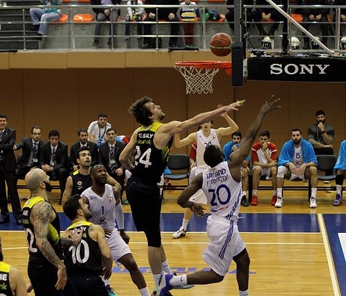 İstanbul BBSK 67-90 Fenerbahçe