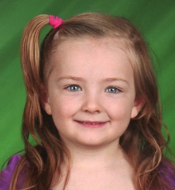 Сафира Терри из Роттердама, Нью-Йорк, 2 года назад потеряла отца, сестру и двух братьев в результате пожара.