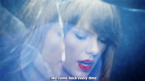 Taylor Swift'in ''Style'' adlı parçasına çekilen klibin yönetmenliğini, en yakın arkadaşlarından biri olan Jaime King'in eşi Kyle Newman yaptı.