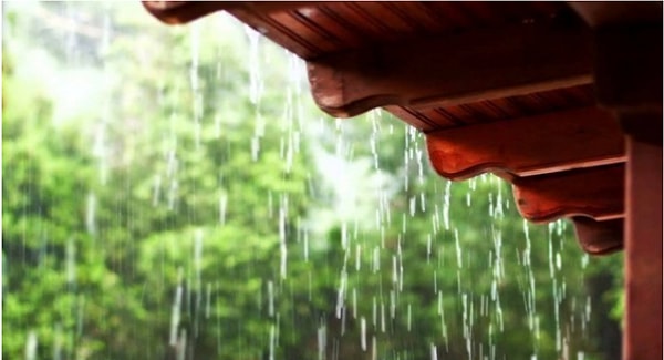 15. Слушать, как барабанит дождь по железной крыше.