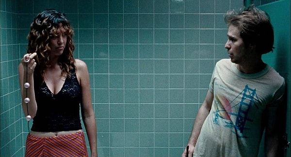 8. Это нормально, если вас заводят странные вещи.