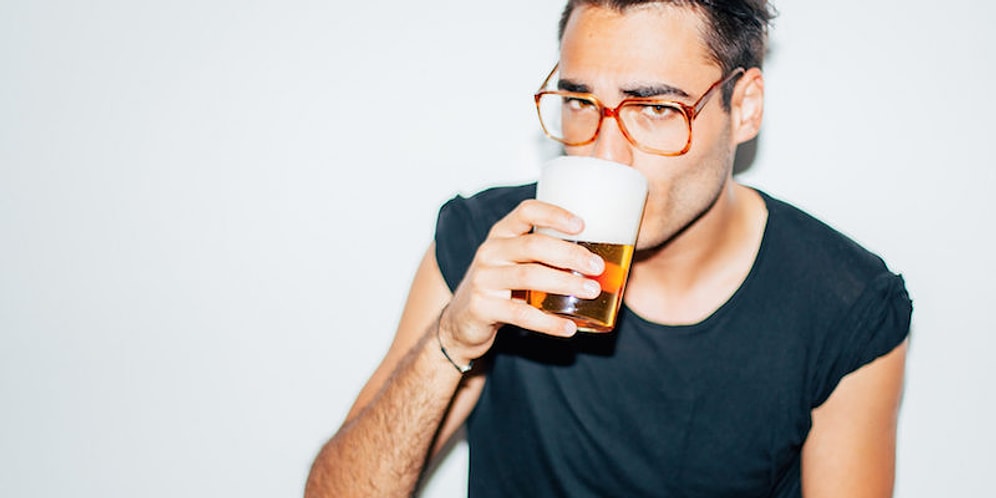 Любимый алкоголь мужчины говорит о том, какой он любовник