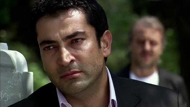 9. Mafya babası tarafından himaye edilen intikam isteyen yakışıklı genç