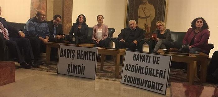 CHP ve HDP'li Eski Vekillerden Meclis'te Oturma Eylemi