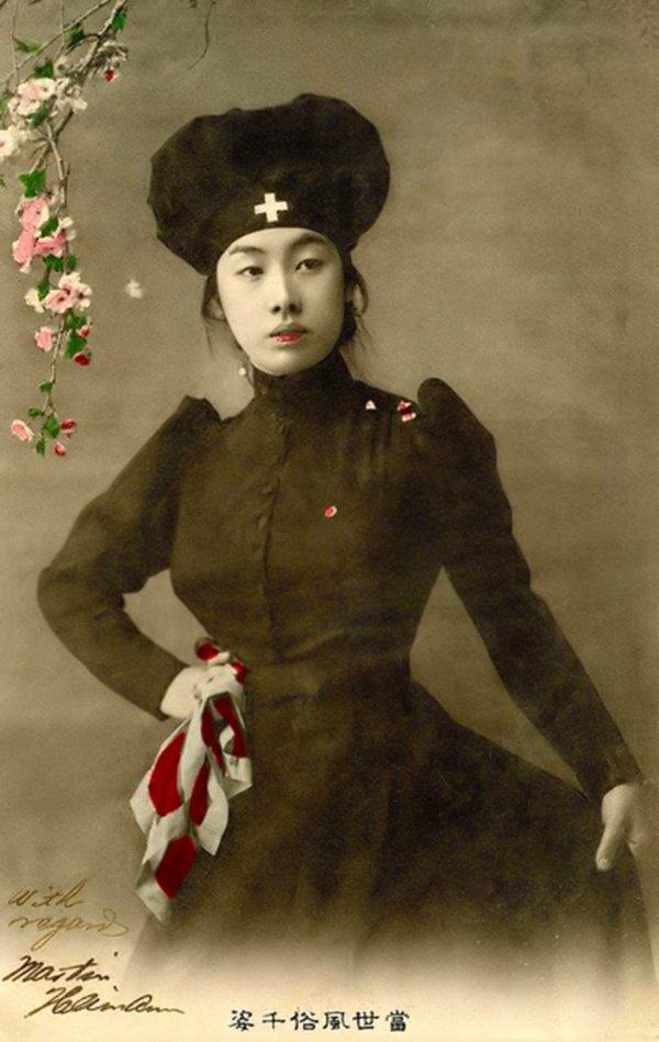 16. Bir Japon hemşire, 1905.