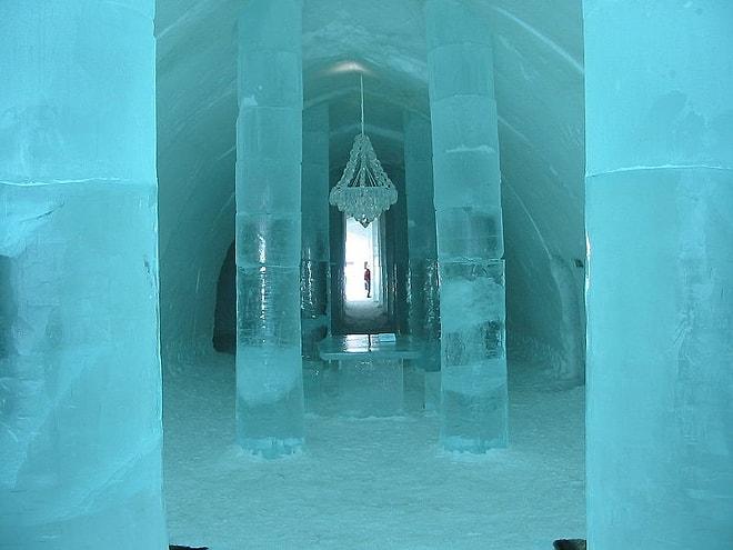 İsveç'te Her Yıl Baştan İnşaa Edilen Buz Oteli: Jukkasjärvi Ice Hotel