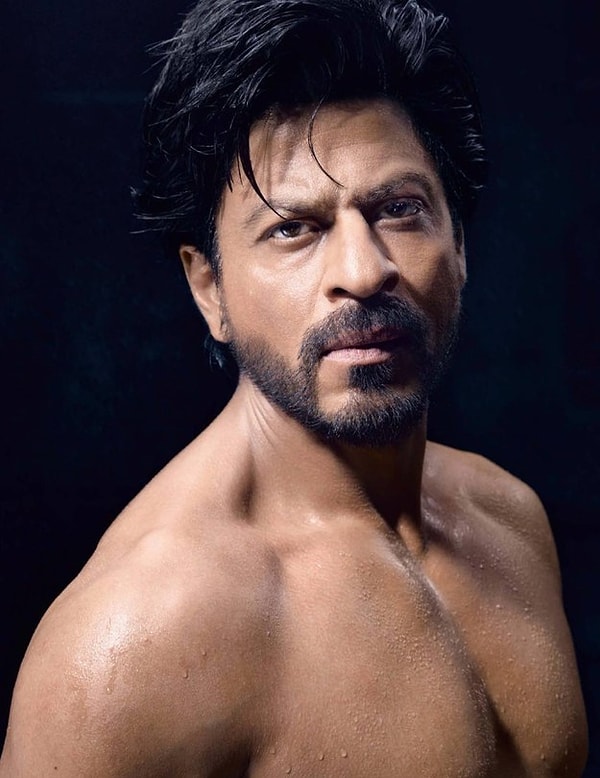 1. Актеру Шахрух Хану исполнилось 50, и он снялся в индийском Vogue. Чем всех очень порадовал...