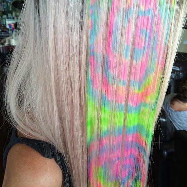 7. Разноцветные волосы в стиле хиппи не стоят того, чтобы каждый раз, когда ты моешь голову, твоя ванна выглядела, как место расчленения единорога.