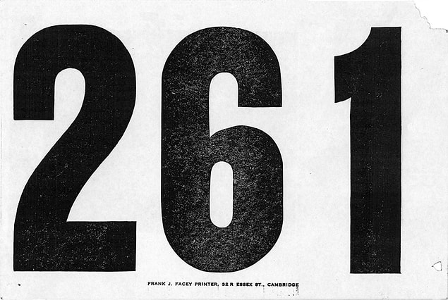 5. Ancak aralarında, 261 göğüs numarasıyla Kathrine Switzer de hazır bulunmaktadır.