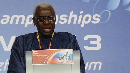 Eski IAAF Başkanı Diack'a Dopinge Göz Yumma Soruşturması