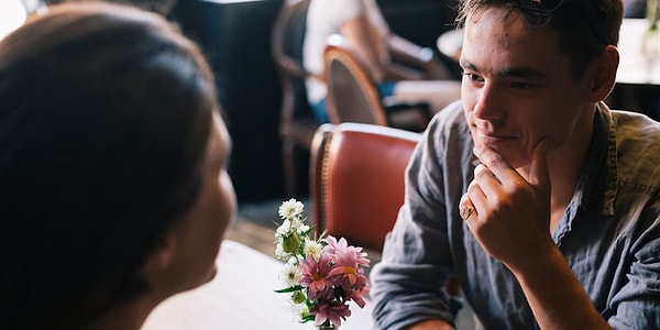 10. Друг, который в тебя влюблен