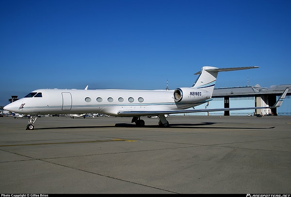 47 milyona 1997 model Gulfstream V marka özel jet alabilir geri kalan parayı da uçak yakıtına yatırılabilirsiniz.