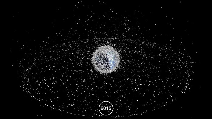Dünya’nın Yörüngesinde Oluşan Çöplüğün 58 Yılını Bir Dakikada İzleyin