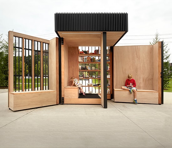 9 Fotoğrafla Kitapsever Bünyeleri Huzura Boğacak Mini Açık Hava Kütüphanesi Projesi