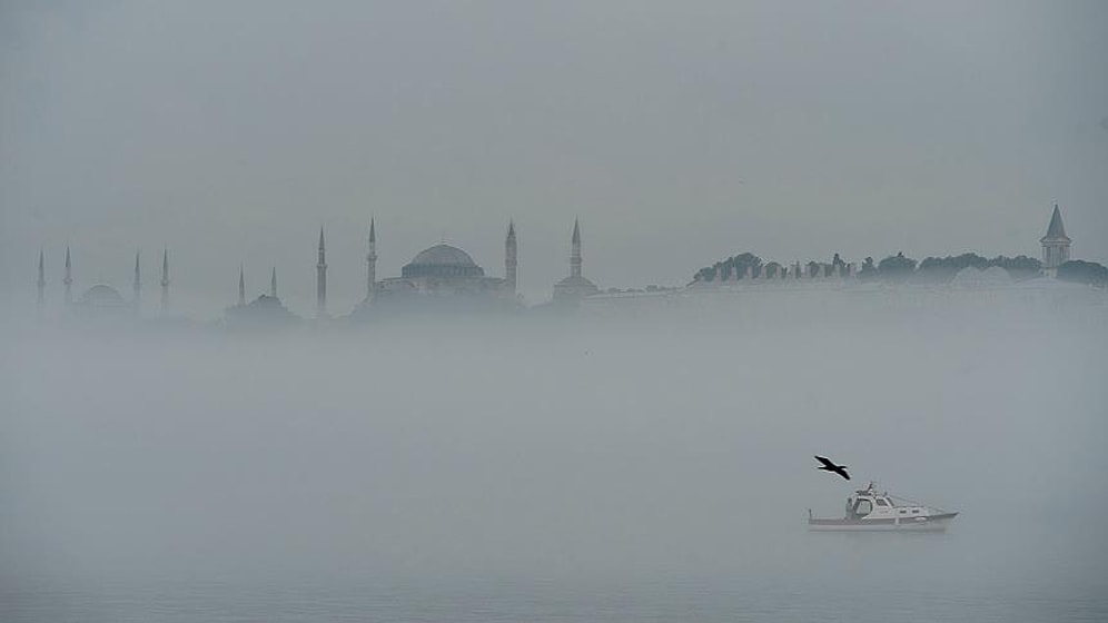 İstanbul Boğazı Gemi Trafiğine Açıldı