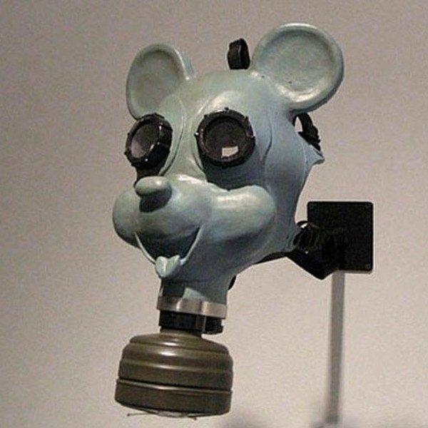 9. II. Dünya Savaşı sırasında çocuklar için üretilmiş gaz maskesi.