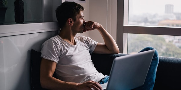 3. В отличие от женщин мы лишены таланта многозадачности. Один момент — одно дело.