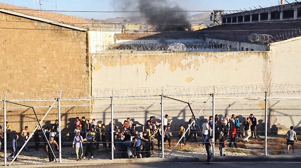 7 kişilik koğuşta 18 kişi kalırken, 21 infaz memurundan 5'i izinli