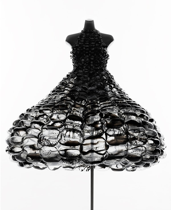 6. Как и во всем, у тих нарядов есть один минус...