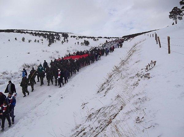 Kahranmaraşlılar Ahir Dağı'na yürüdü