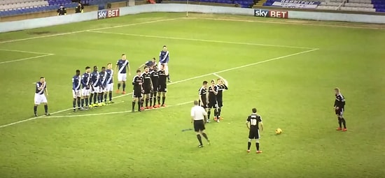 İngiltere'de Bir Değişik Frikik Organizasyonu!