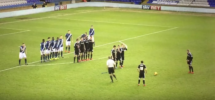 İngiltere'de Bir Değişik Frikik Organizasyonu!