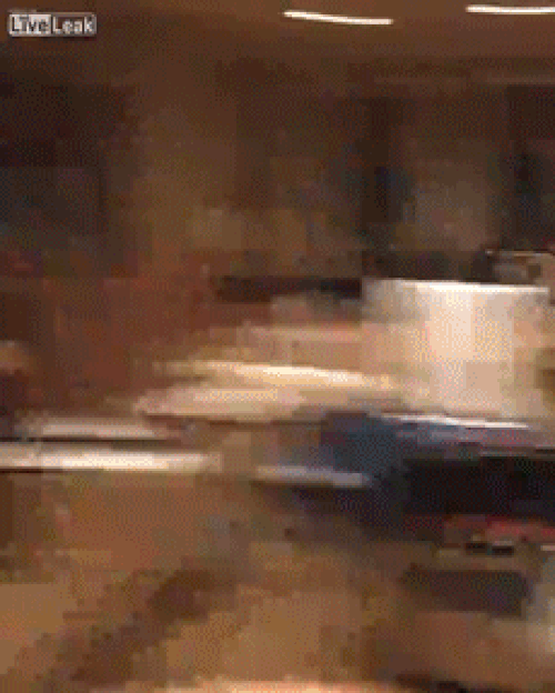 Kızın shot attığı o an ve annenin ağzının açık kalması!