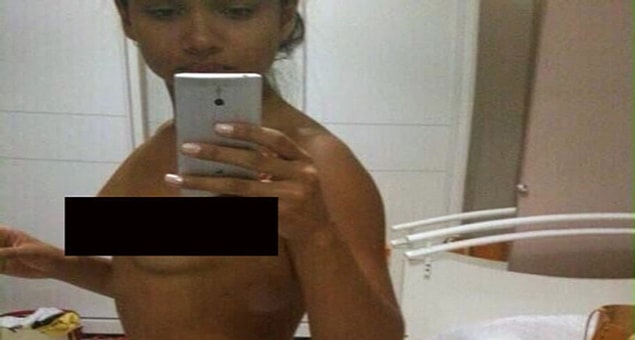 Mafya üyeleri, genç polisin hesaplarına düzenledikleri sanal saldırılarla özel fotoğraflarını ele geçirip sosyal medyadan yayınladılar.