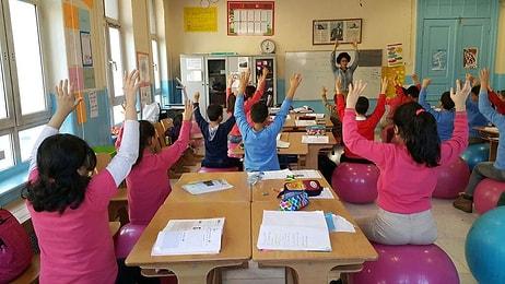 Başka Bir Eğitim Mümkün: Pilates Topuyla Öğrencilerine Okulu Sevdiren Başak Öğretmen!