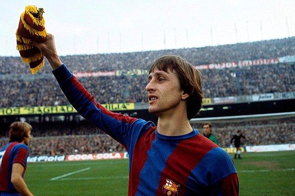 Cruyff, Barcelona'da Kupalara Ambargo Koydu
