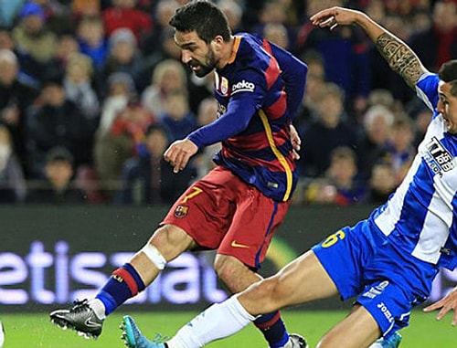 Barcelona'da Arda Turan Formasına Kavuştu