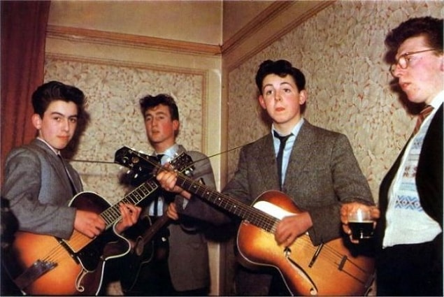 15. Beatles, 1957: Harrison 14, Lennon 16 ve McCartney 15 yaşında.