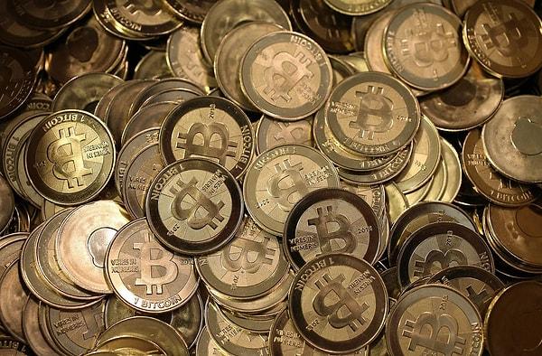 3. Tüm küresel finansal işlemlerin %10'u Bitcoin veya Bitcoin benzeri kripto paralarla yapılacak.