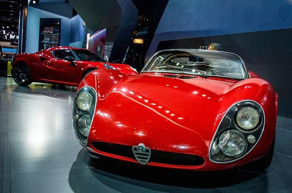 9. Sıradanlık ve Alfa Romeo kelimeleri asla yan yana gelemez, o sıradanlığı yıkmak isteyenlerin kalesidir.