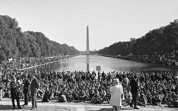 7. Hippi Hareketi ve Washington DC Gösterileri