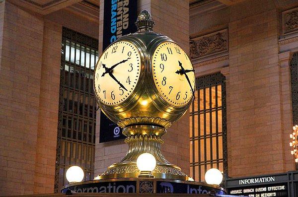 1. Amerikan filmlerinin romantik sahnelerinin başrol oyuncusu olan Grand Central İstasyon Saati