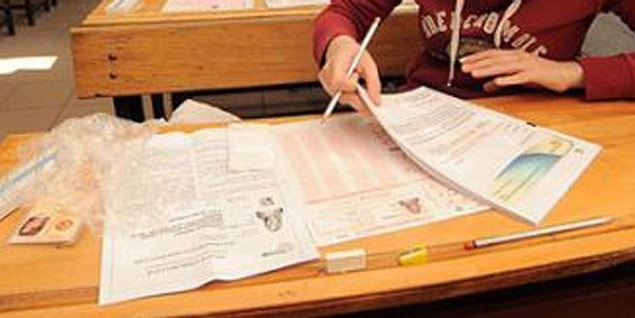 8. 2010'da çift aşamalı sınav sistemine geçildi. ÖSS yerine YGS ve LYS getirildi. YGS’yi geçen öğrenciler LYS’ye girme hakkı kazandı.