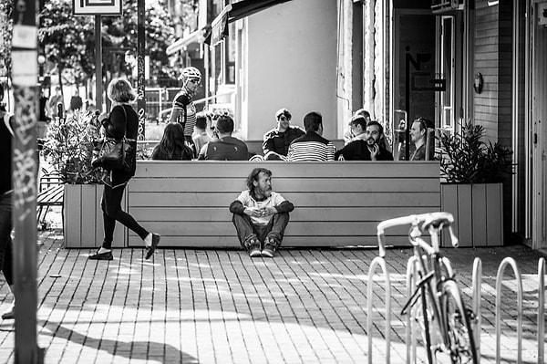 Обратная сторона медали.